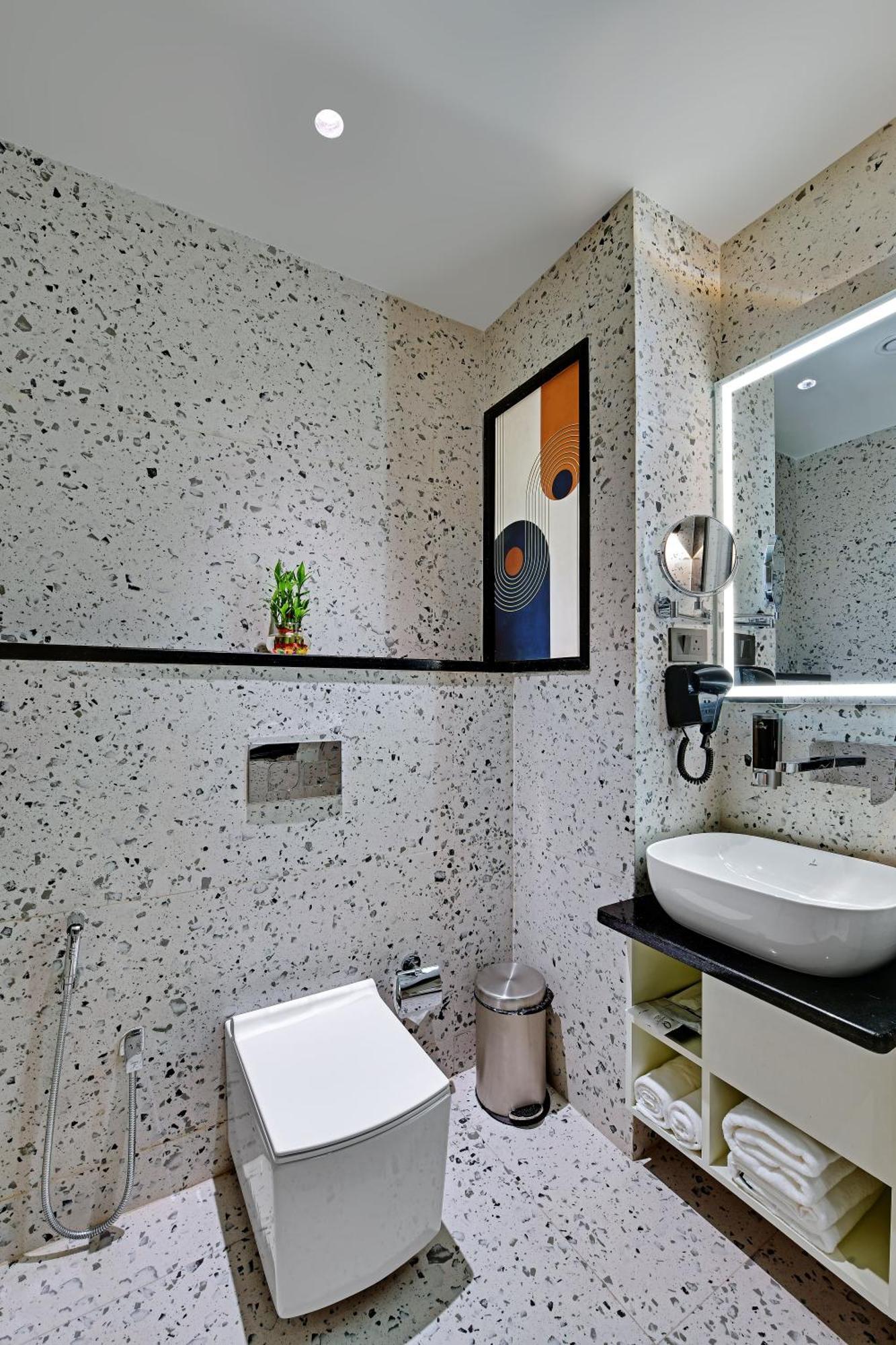 Quality Inn City Centre Bénarès Extérieur photo