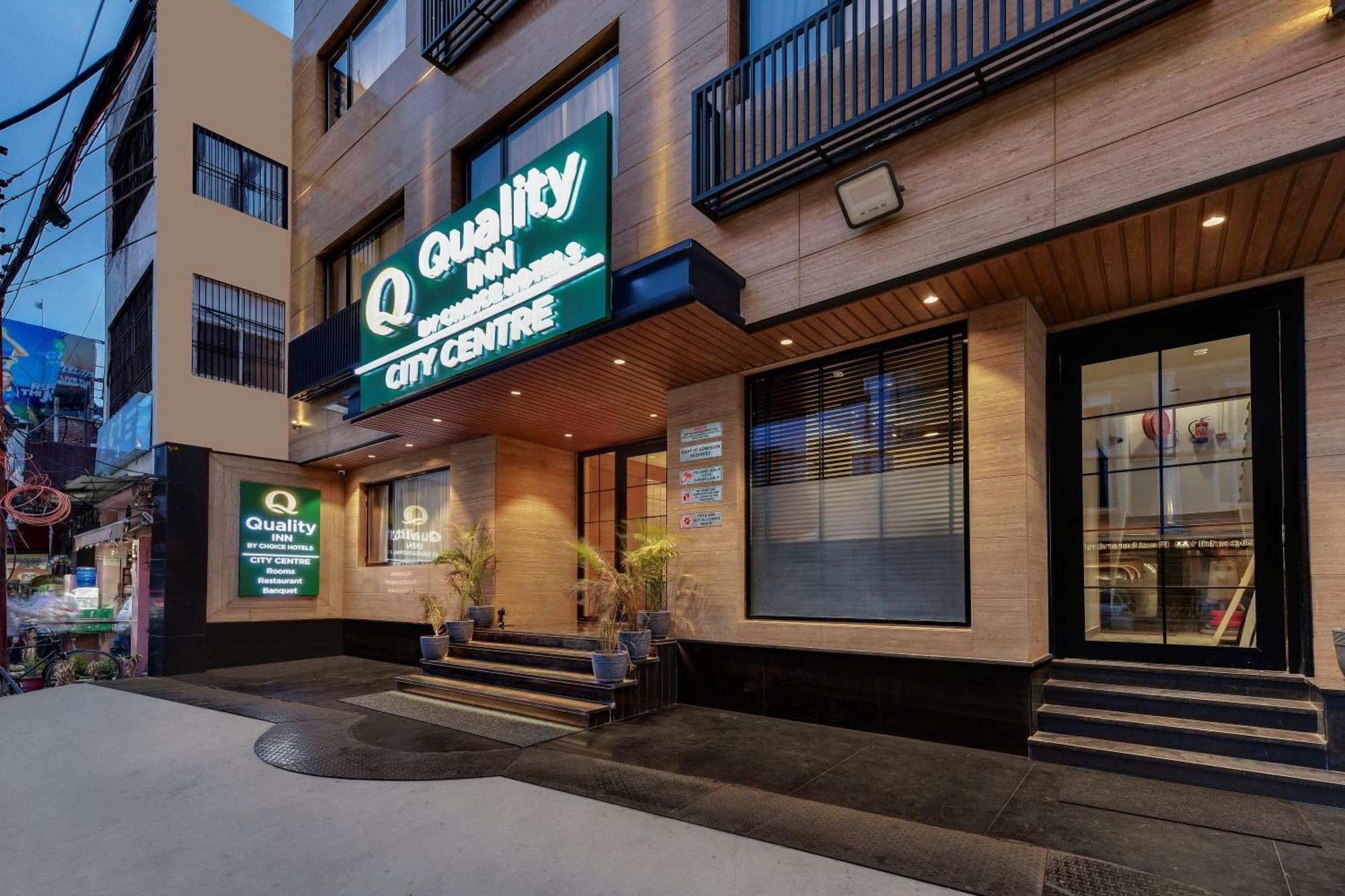 Quality Inn City Centre Bénarès Extérieur photo